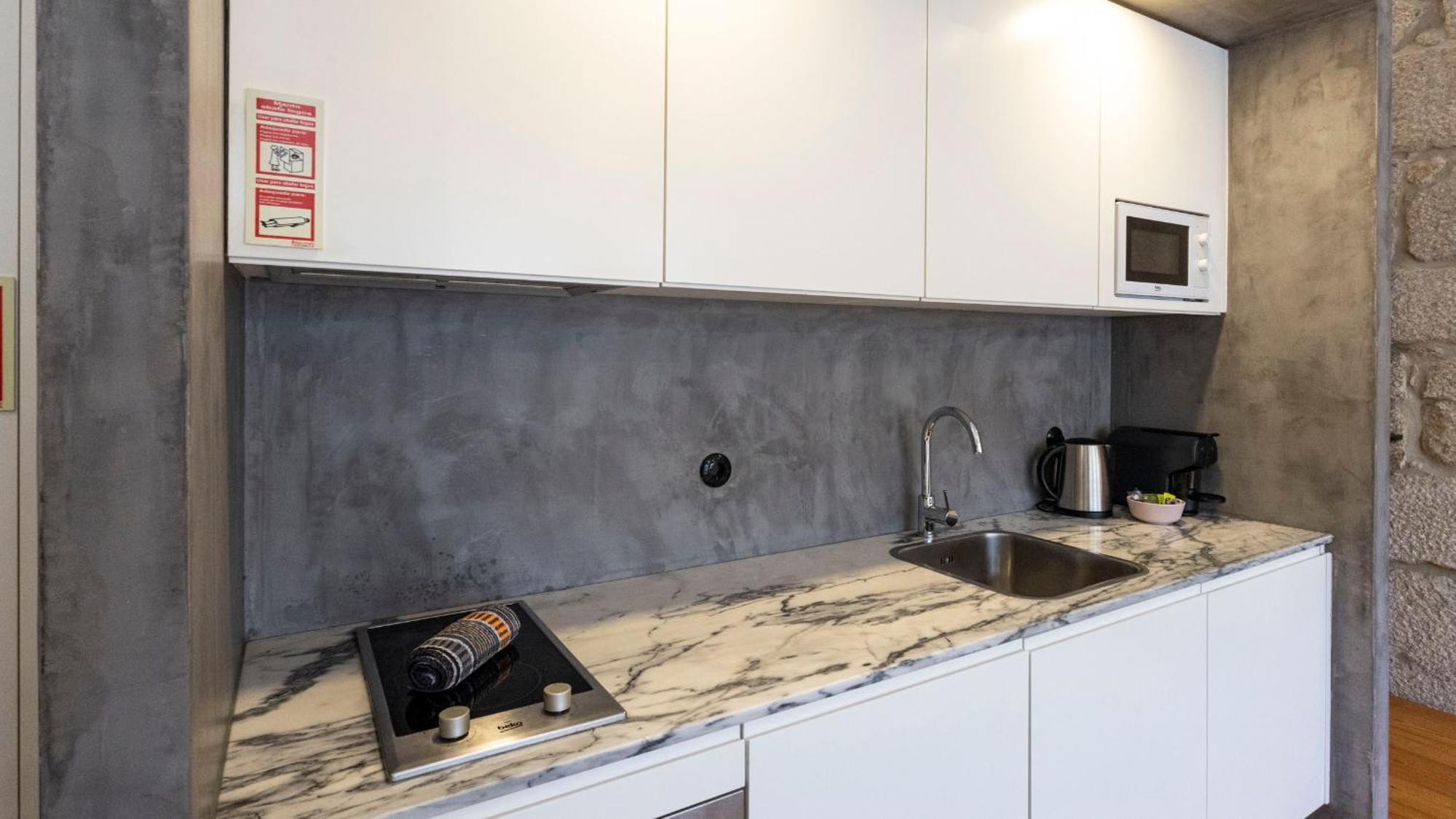 Lovelystay - Allderman Apartment - Almada 3º F Porto Kültér fotó